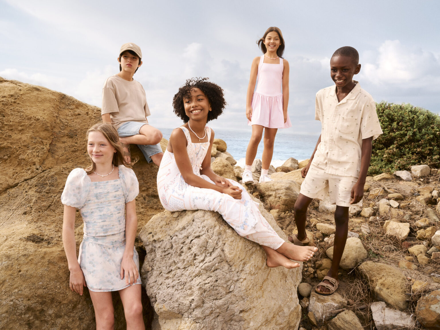 abercrombie kids brand image